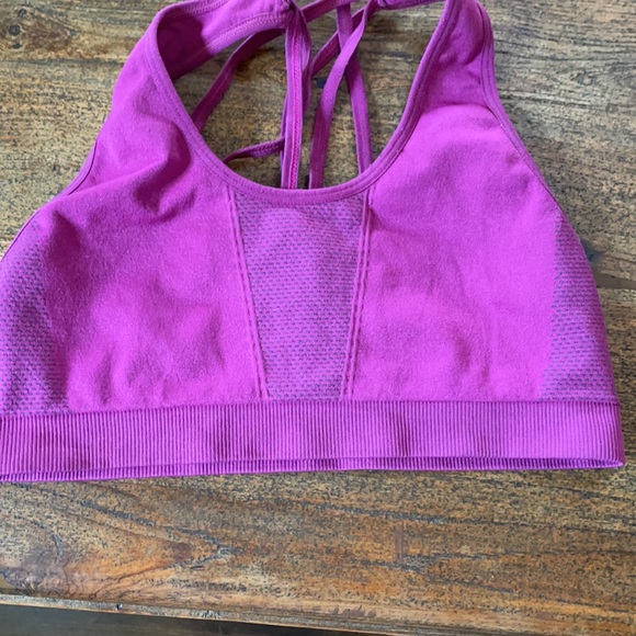 Fabletics sports bra - Picture 3 of 4